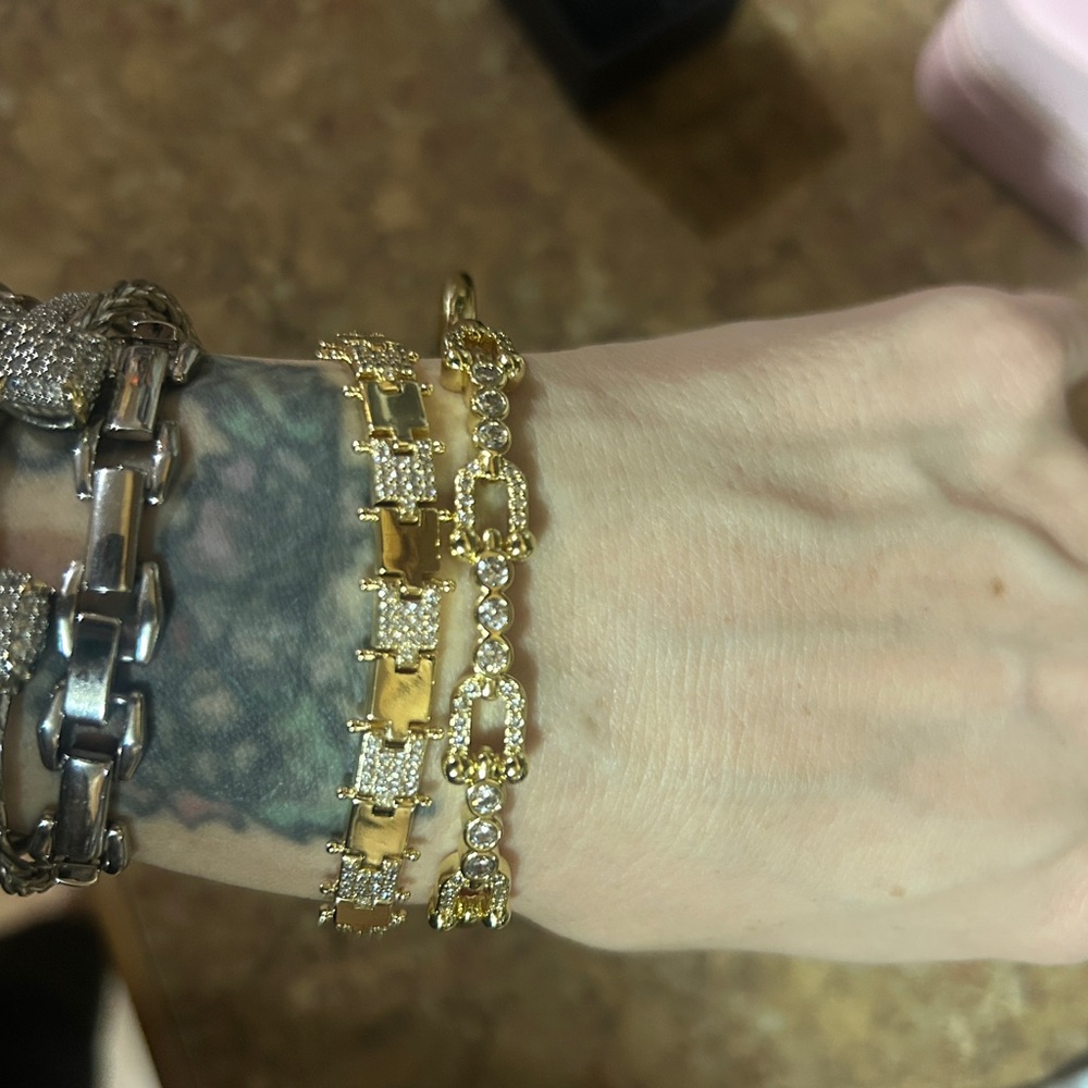 Bracelets - image 4